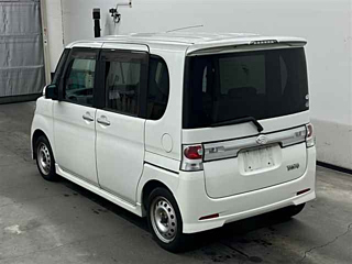 DAIHATSU TANTO 2008