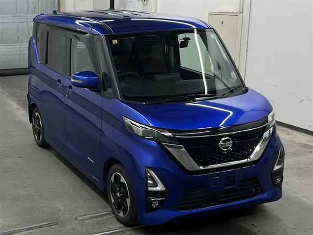 NISSAN ROOX 2020
