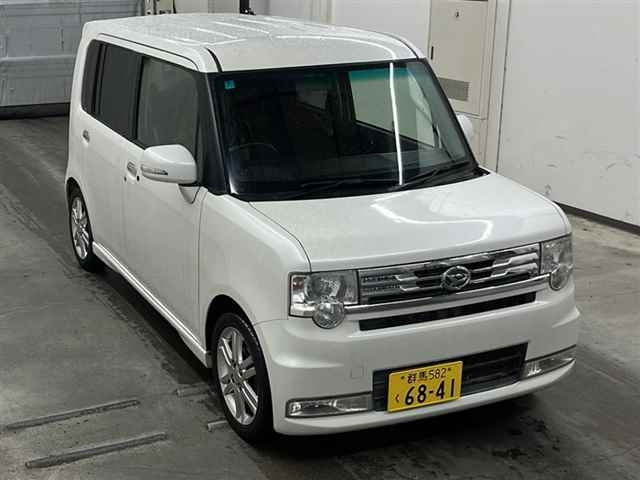 DAIHATSU MOVE CONTE 2016