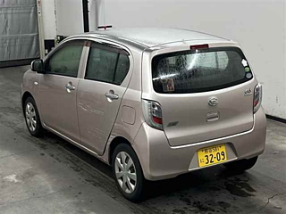 DAIHATSU MIRA E S 2013