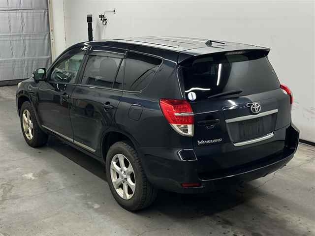 TOYOTA VANGUARD 2010