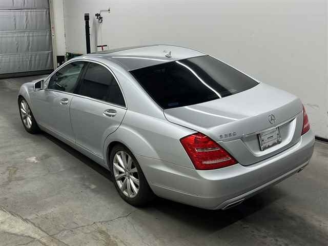 MERCEDES BENZ S CLASS 2010