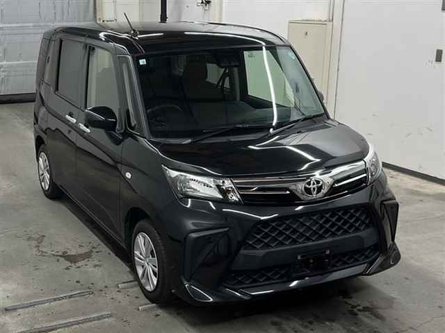 TOYOTA ROOMY 2022
