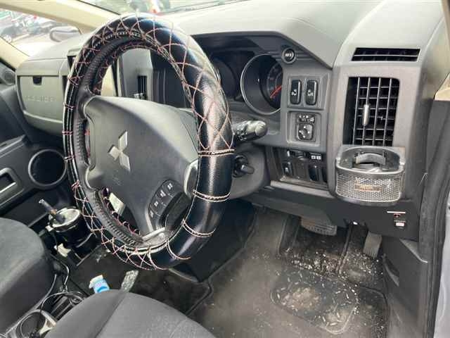 MITSUBISHI DELICA D5 2017