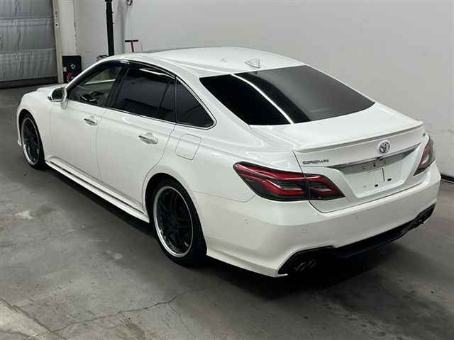 TOYOTA CROWN 2020