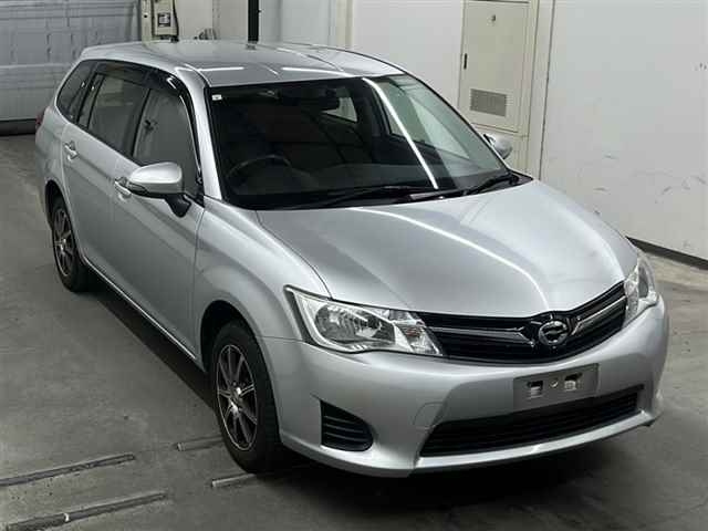TOYOTA COROLLA FIELDER 2015