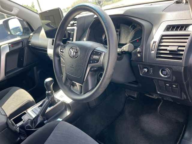 TOYOTA LAND CRUISER PRADO 2022