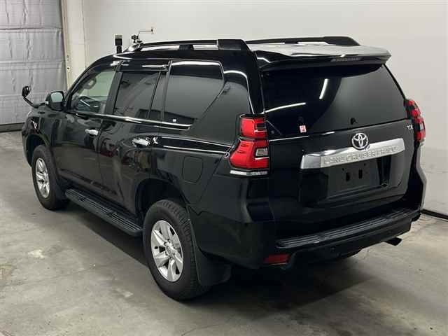 TOYOTA LAND CRUISER PRADO 2022