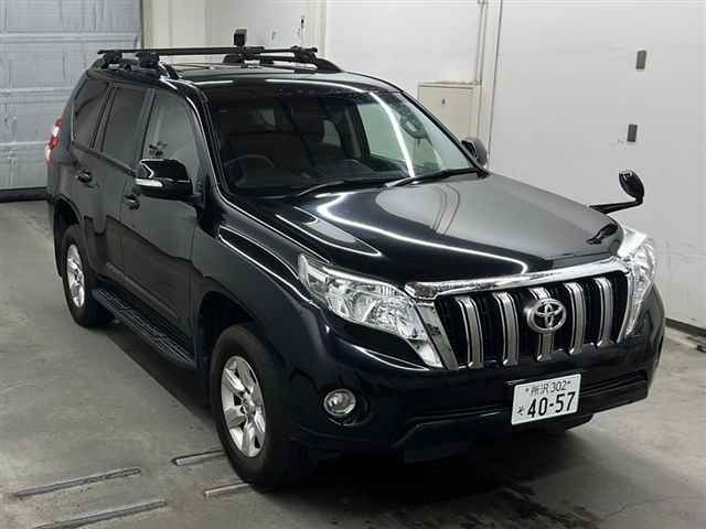 TOYOTA LAND CRUISER PRADO 2017