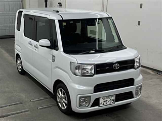 TOYOTA PIXIS MEGA 2020