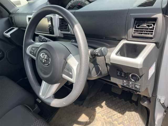 TOYOTA PIXIS MEGA 2020