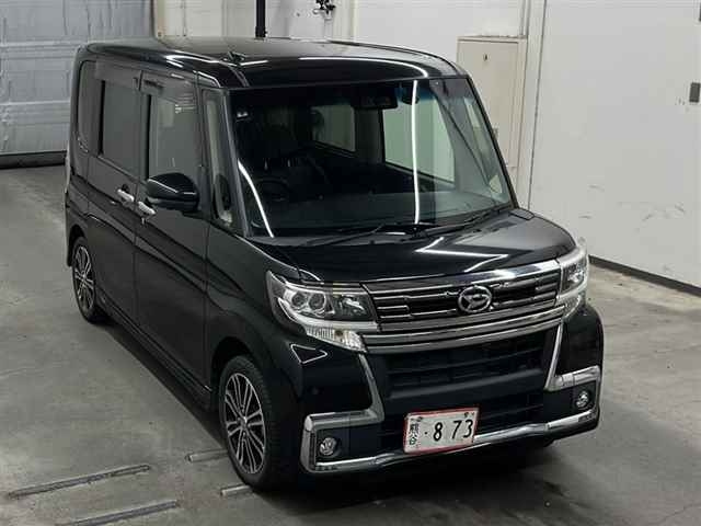 DAIHATSU TANTO 2018