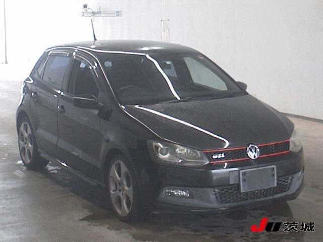 VOLKSWAGEN POLO 2011