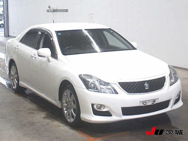 TOYOTA CROWN 2009