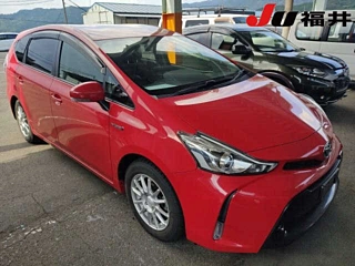 TOYOTA PRIUS ALPHA 2015
