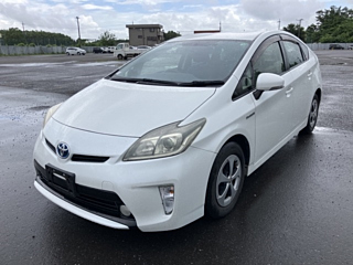TOYOTA PRIUS 2014