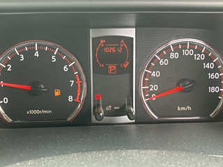 NISSAN SERENA 2010