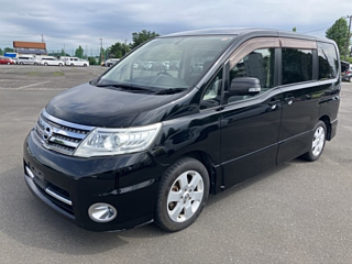 NISSAN SERENA 2010