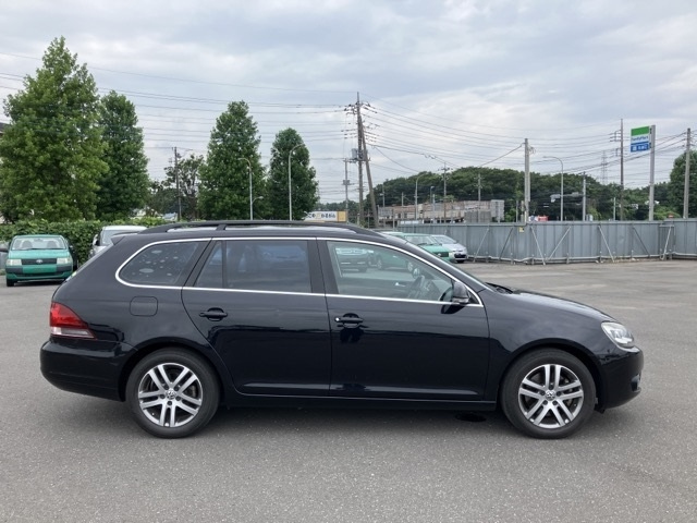 VOLKSWAGEN GOLF VARIANT 2011