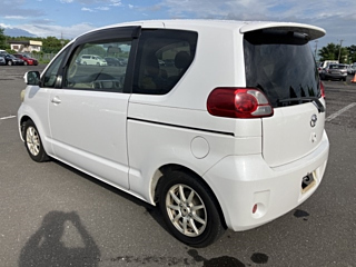 TOYOTA PORTE 2008
