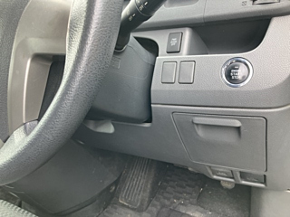 TOYOTA NOAH 2008
