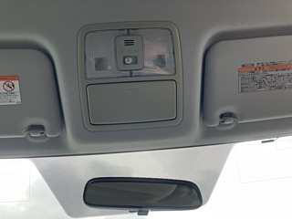 TOYOTA NOAH 2008