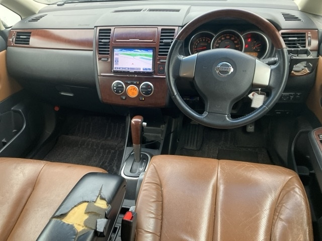 NISSAN TIIDA 2008