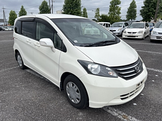HONDA FREED 2011