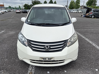 HONDA FREED 2011