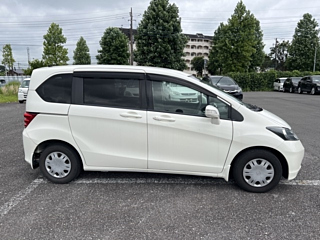 HONDA FREED 2011