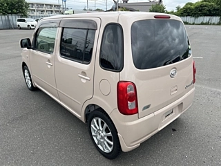 DAIHATSU MIRA 2010