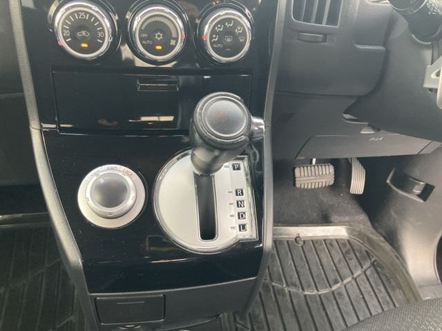 MITSUBISHI DELICA D5 2015