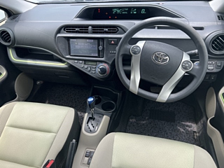 TOYOTA AQUA 2012