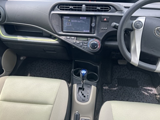 TOYOTA AQUA 2012
