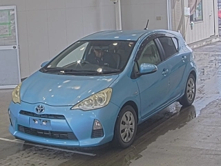 TOYOTA AQUA 2012