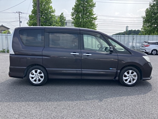 NISSAN SERENA 2013