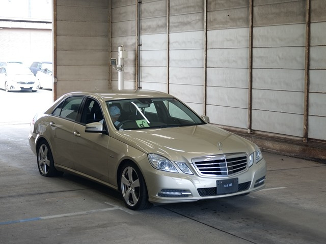 MERCEDES BENZ E CLASS 2012