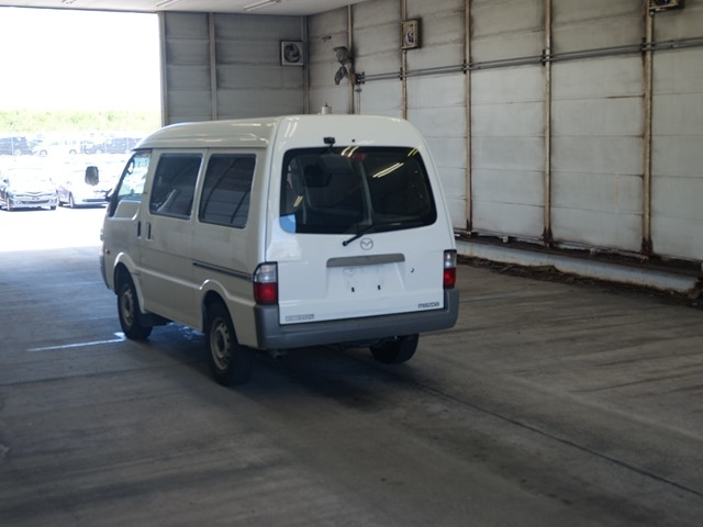MAZDA BONGO VAN 2011