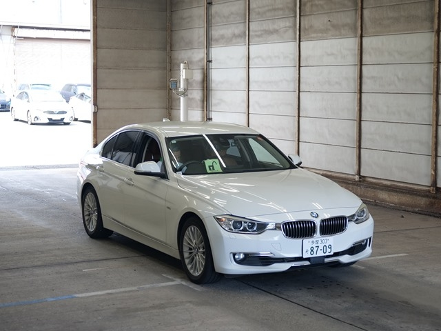 BMW 3 SERIES 2015