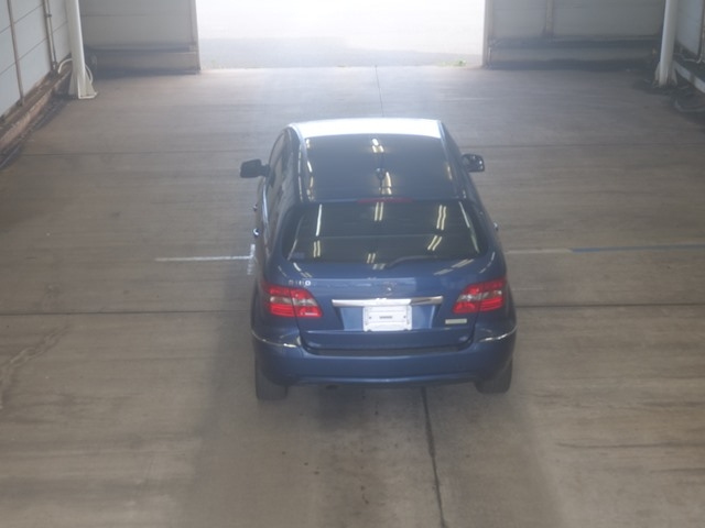 MERCEDES BENZ B CLASS 2010