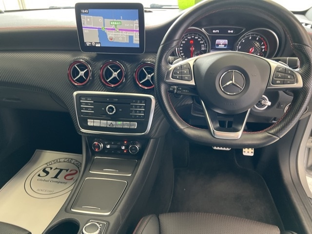 MERCEDES BENZ A CLASS 2017