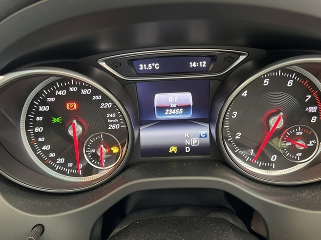 MERCEDES BENZ CLA CLASS 2018