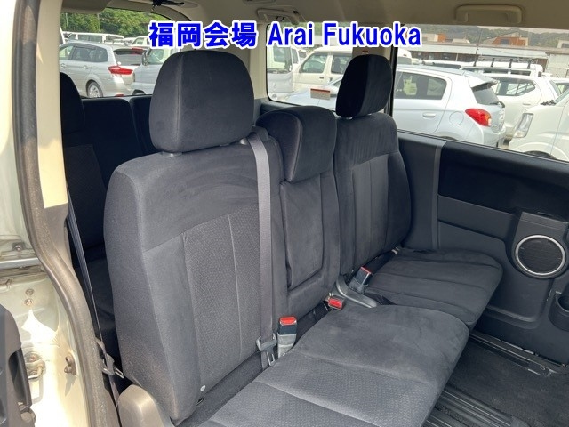 MITSUBISHI DELICA D5 2013