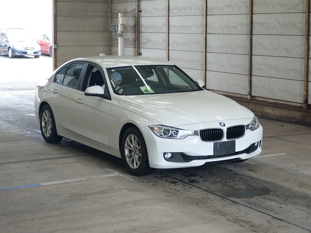 BMW 3 SERIES 2014