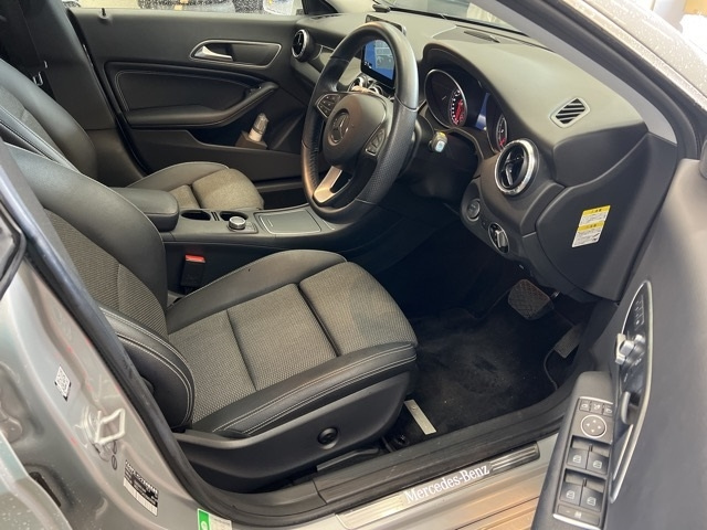 MERCEDES BENZ CLA CLASS 2016