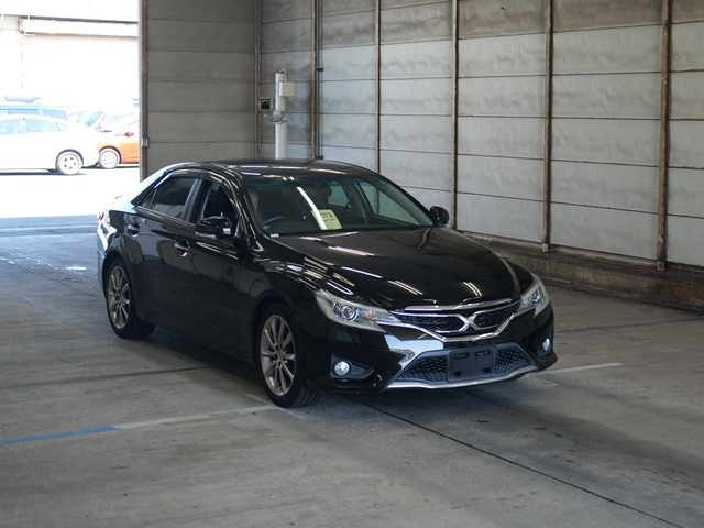 TOYOTA MARK X 2016