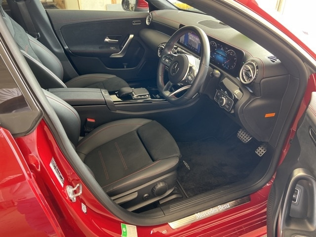 MERCEDES BENZ CLA CLASS 2022