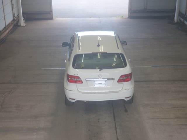 MERCEDES BENZ B CLASS 2009