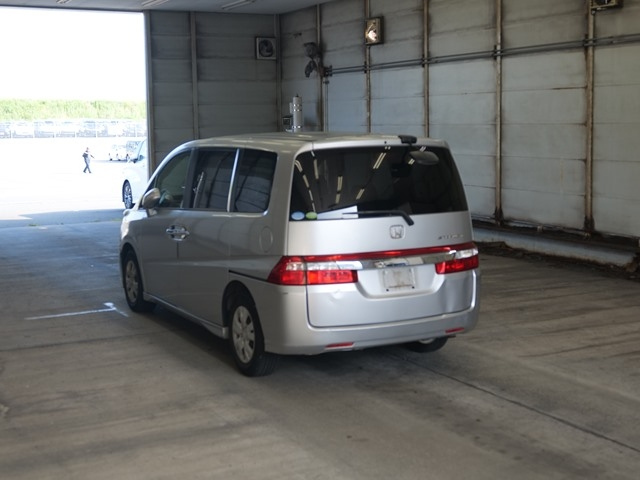 HONDA STEP WAGON 2009