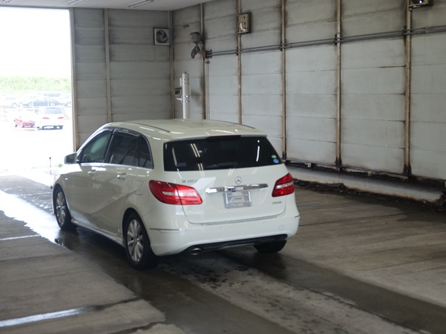 MERCEDES BENZ B CLASS 2012